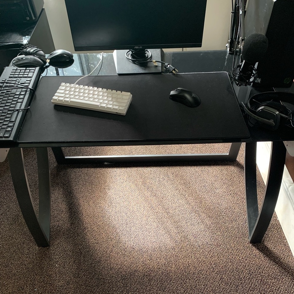 Mid-tier pc setup - Picture 9 of 9